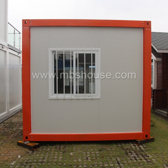 Pequeña casa de contenedor prefabricada con baño de accesorios de baño